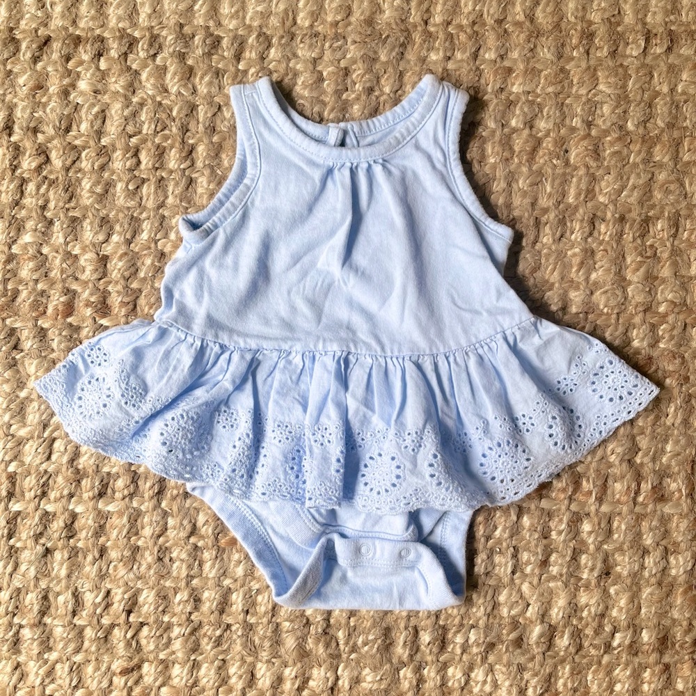 🌊 baby gap eyelet romper
